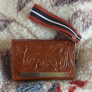 Patricia Nash Embossed Leather Wallet with Strap Cametti NWOT reddish brown